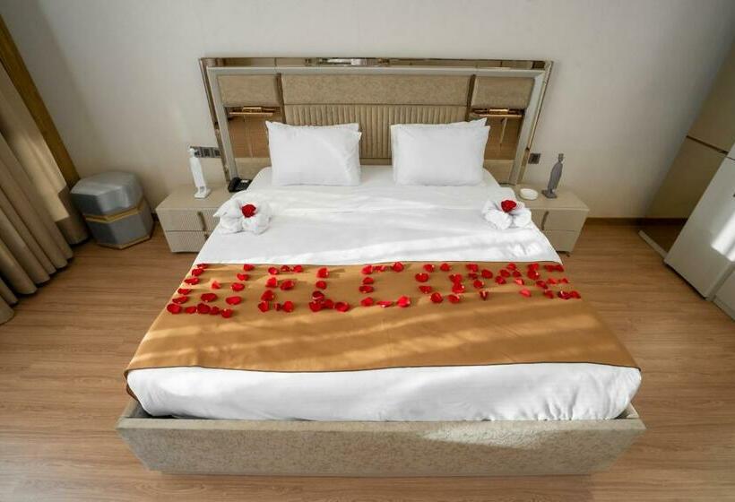 ホテル Al Yarmouk International