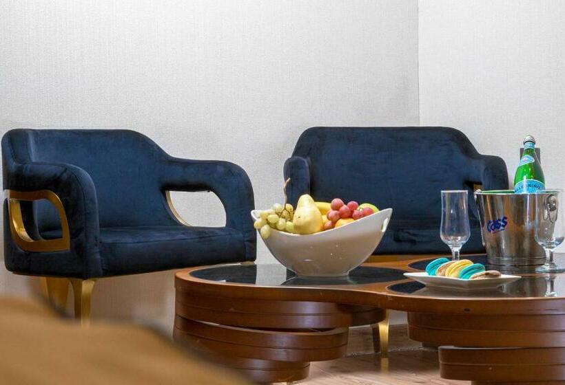 ホテル Al Yarmouk International