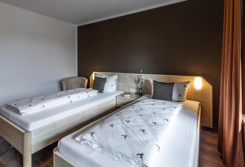 Отель Brauereigasthof Hofmark