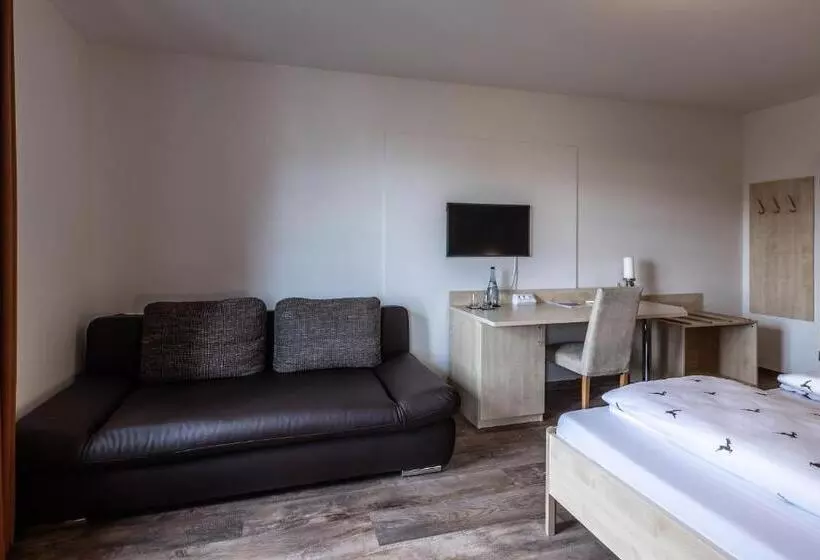 Hotelli Brauereigasthof Hofmark