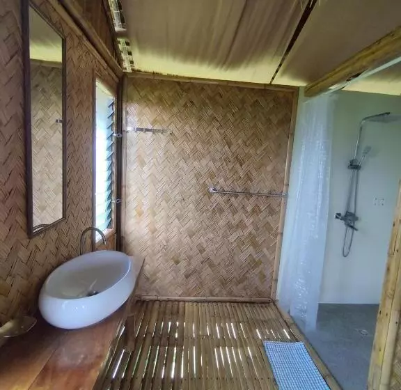 Hotelli Ocean Green Eco Lodge