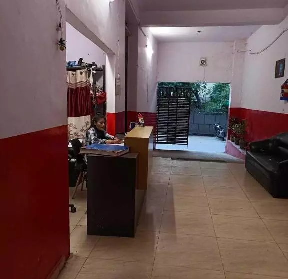 هتل O Kl Khari Near Ashoka Park Mein Metro