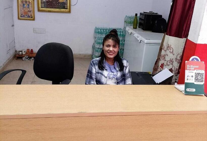 בית מלון כפרי O Kl Khari Near Ashoka Park Mein Metro