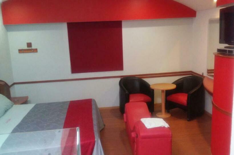 فندق على الطريق Auto Hotel Casa Grande