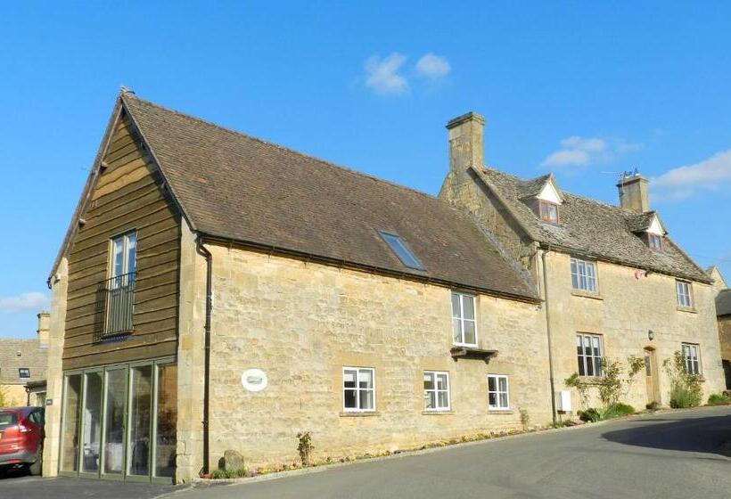 펜션 Cotswold Charm George Barn
