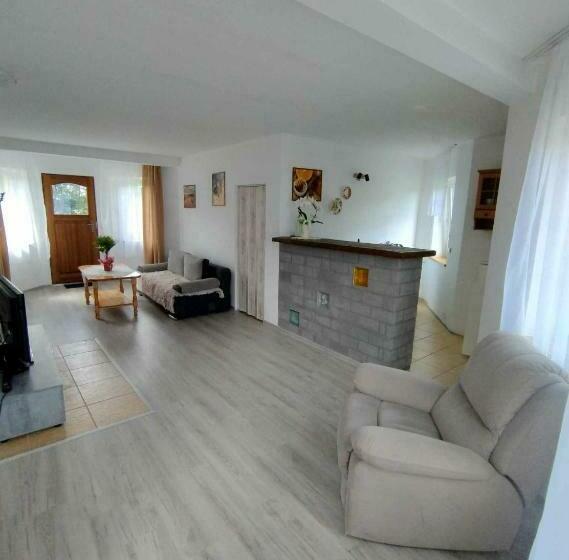 펜션 Pokoje U Małgosi