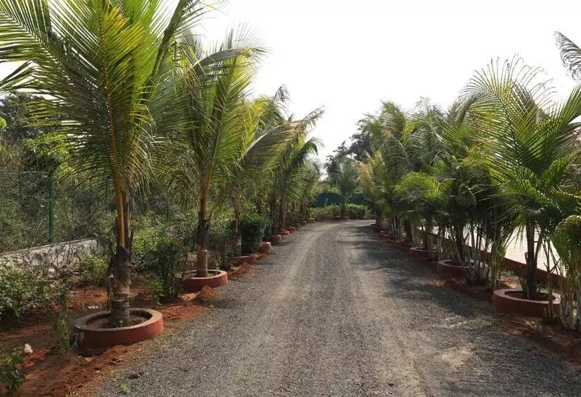 Raaj Resort