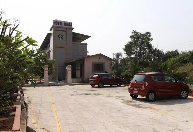 Raaj Resort