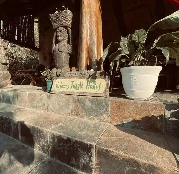 Urbanos Jungle Hostel