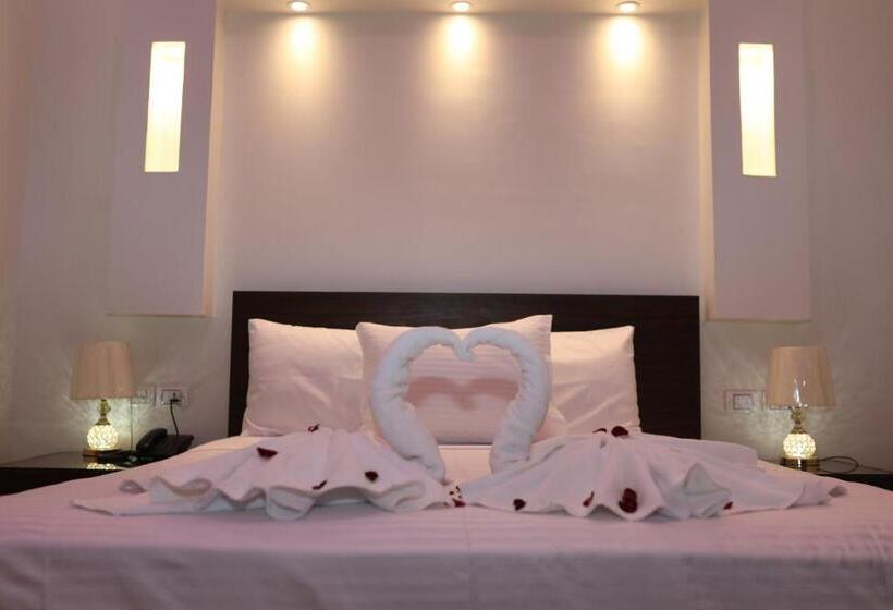 هاستل New Midtown