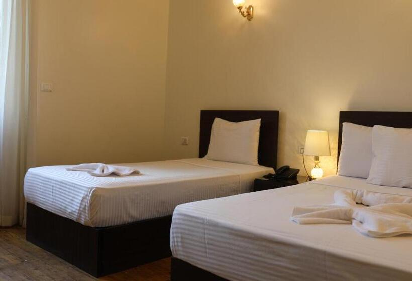 هاستل New Midtown