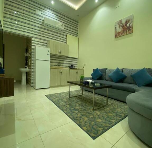 فندق القصر المطار