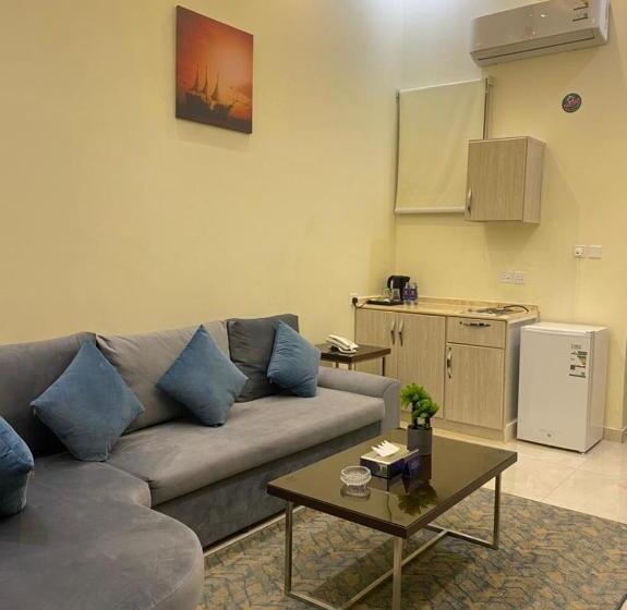 فندق القصر المطار