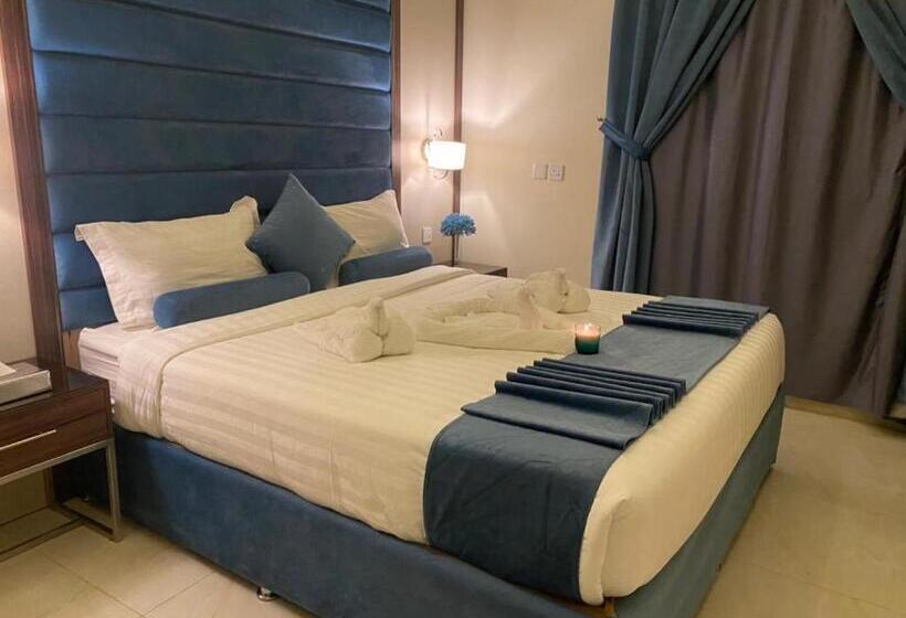 فندق القصر المطار