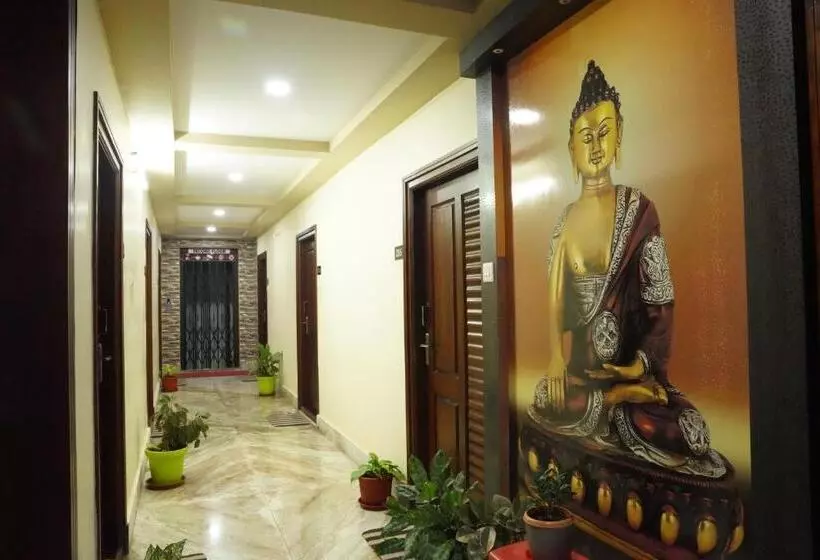 Hotelli Bhimas Residency