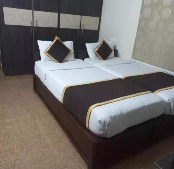 Hotelli Bhimas Residency