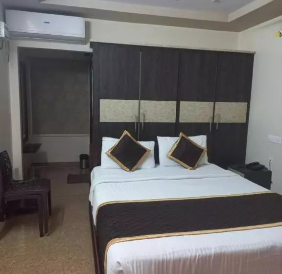 Hotelli Bhimas Residency