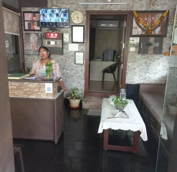 Hotelli Bhimas Residency