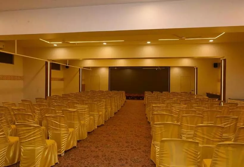 Hotelli Center Point