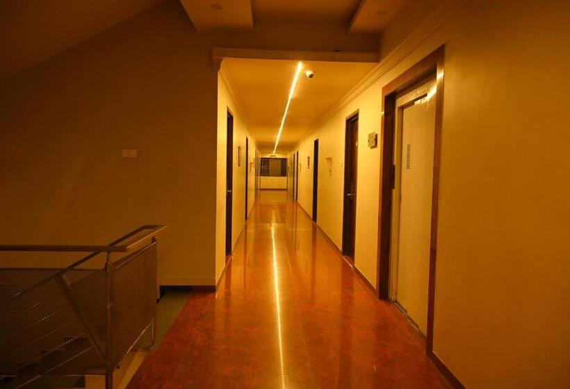 ホテル Center Point