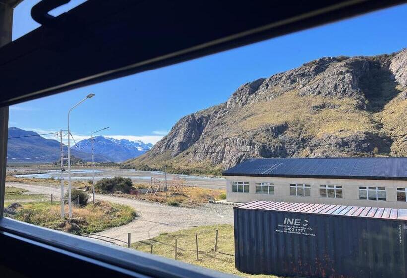 هتل Desierto Suites