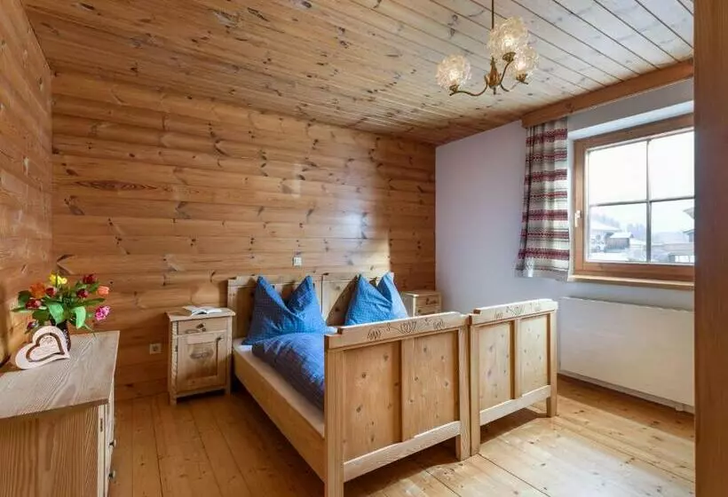 ホテル Ferienwohnung Simmern