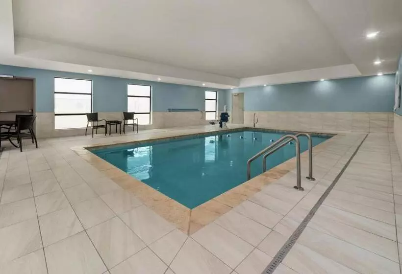 ホテル Holiday Inn Express Hattiesburg West Univ Area