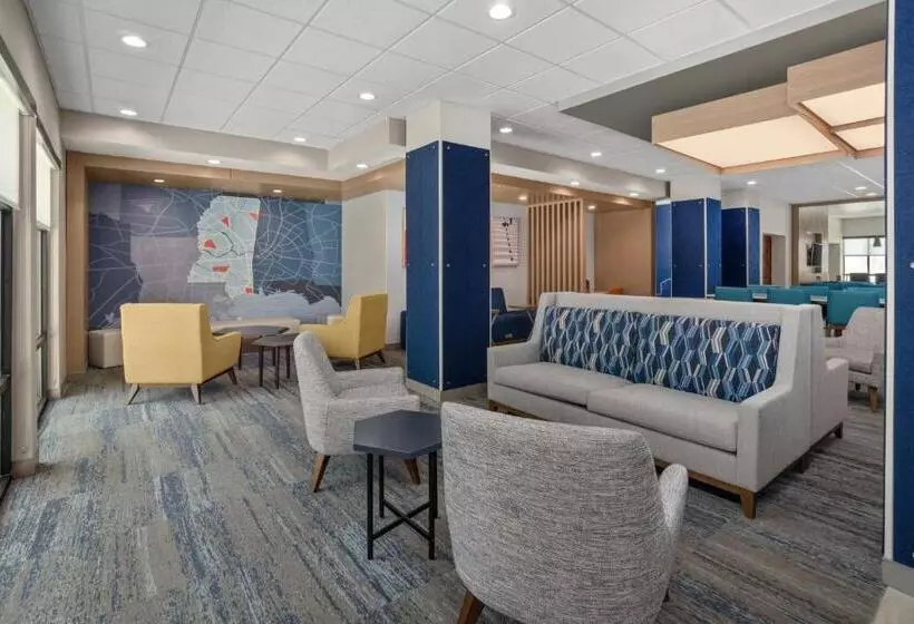 ホテル Holiday Inn Express Hattiesburg West Univ Area