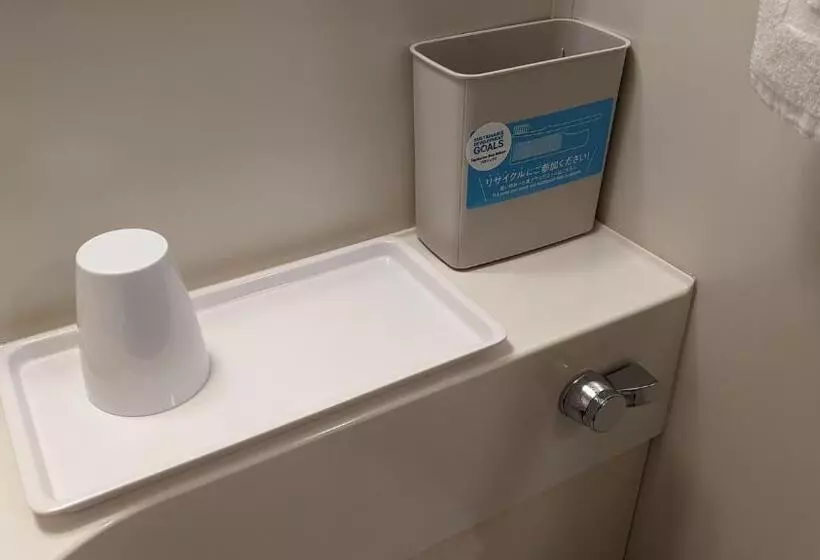 Hotelli Toyoko Inn Imba Nihonidai Ekimae