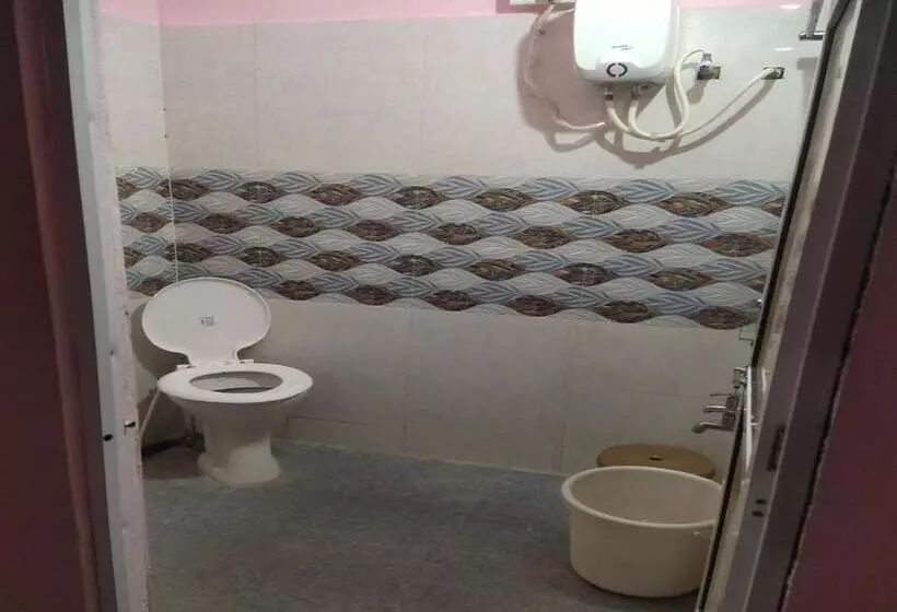 ホテル Vrundavan Resort, Narmada