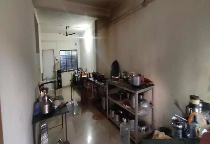 ホテル Vrundavan Resort, Narmada
