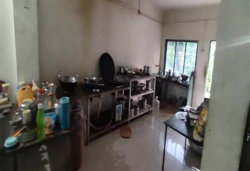 ホテル Vrundavan Resort, Narmada