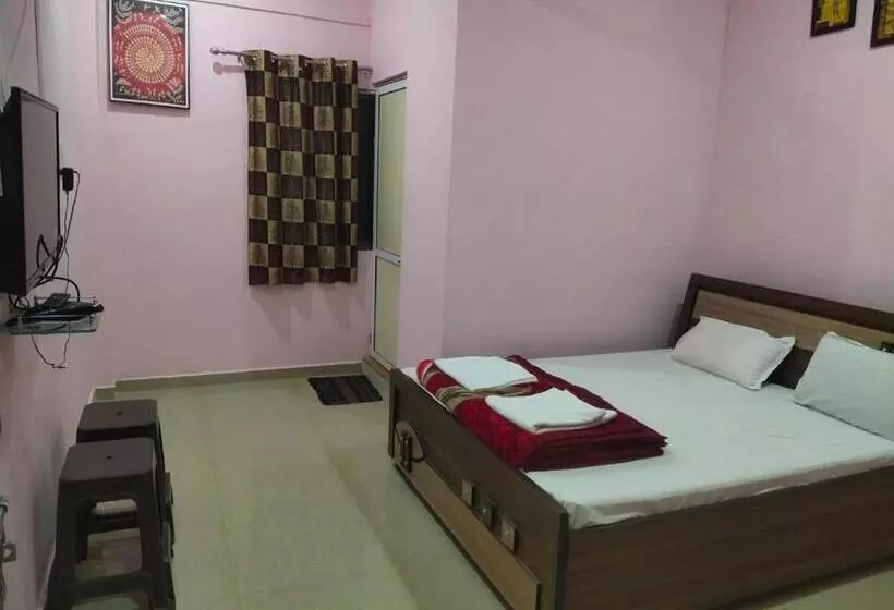 ホテル Vrundavan Resort, Narmada