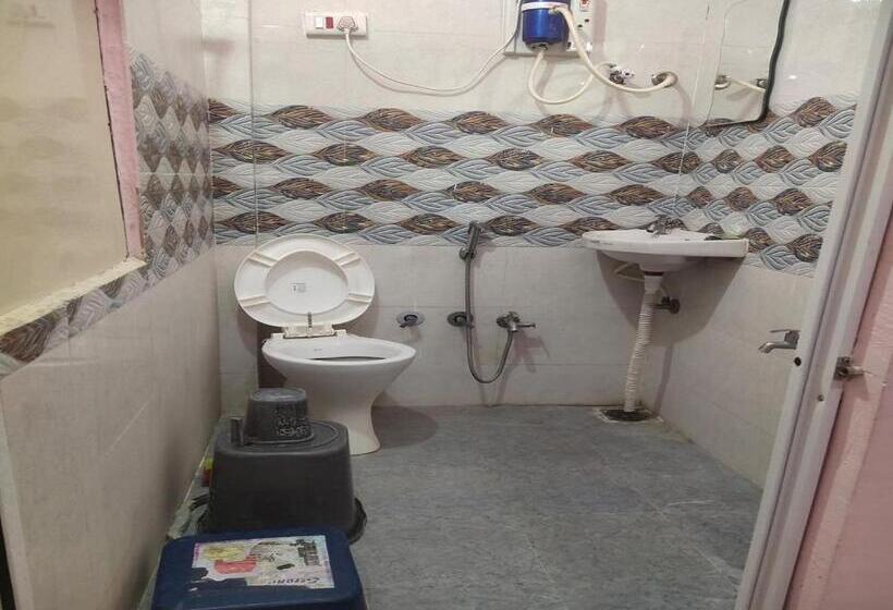 Hotel Vrundavan Resort, Narmada