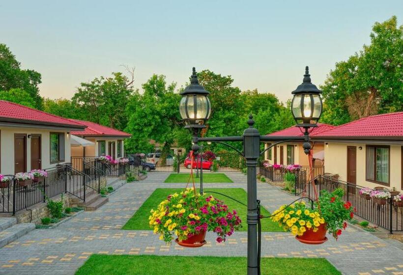 بنسيون комплекс колонада