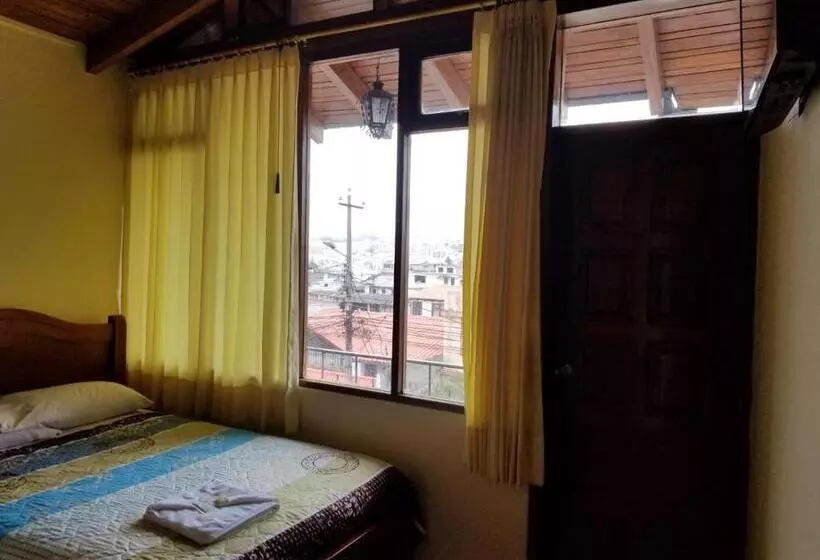 ペンション Hostal El Confort Quito Norte