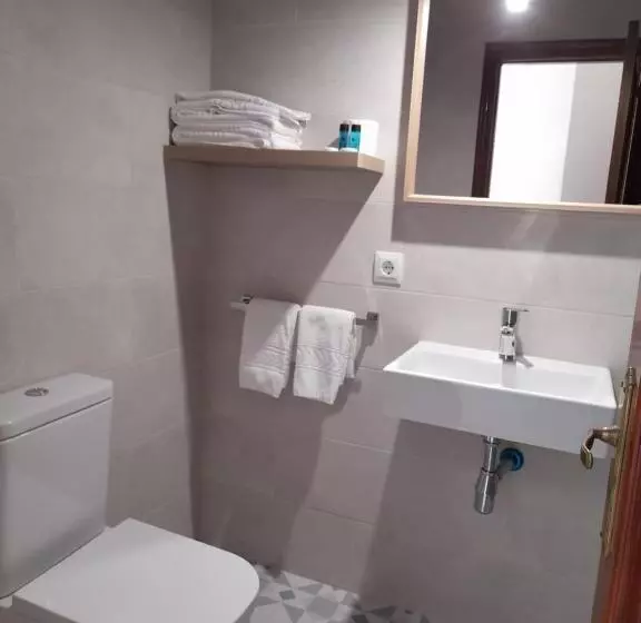 ペンション Hostal Quiper