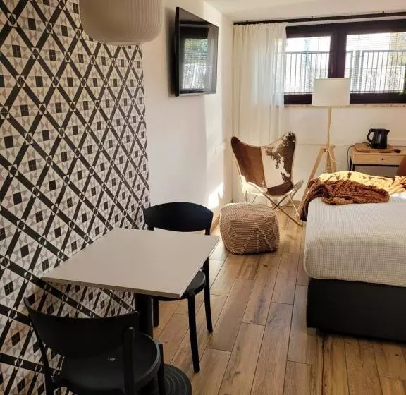 ペンション Villa Pinia