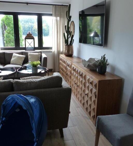 بنسيون Villa Pinia