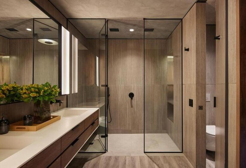 Wake   Branded Residences