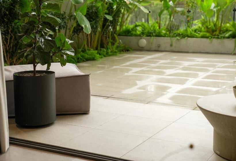 Wake   Branded Residences