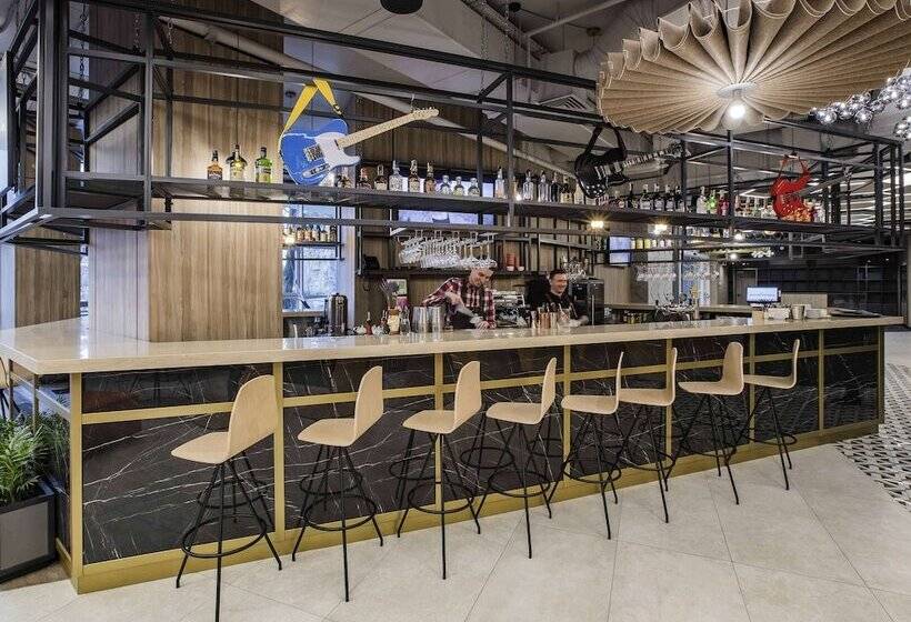 هتل Adagio Kyiv Beresteiska