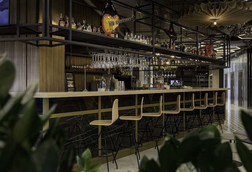 هتل Adagio Kyiv Beresteiska