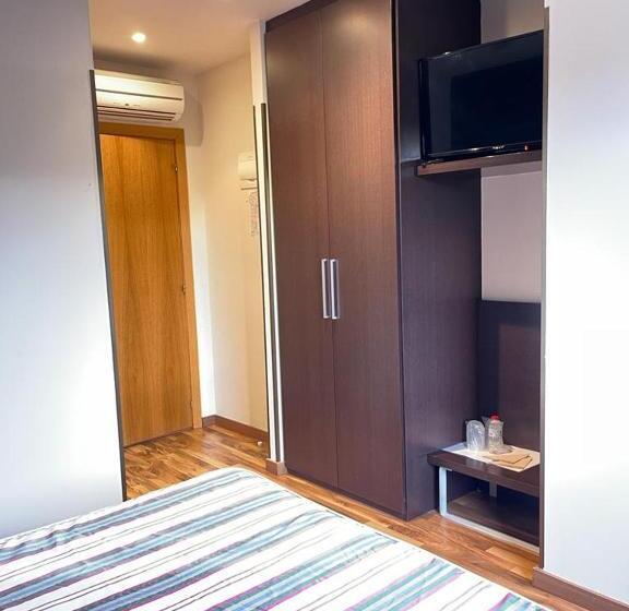 בית מלון כפרי Bruc