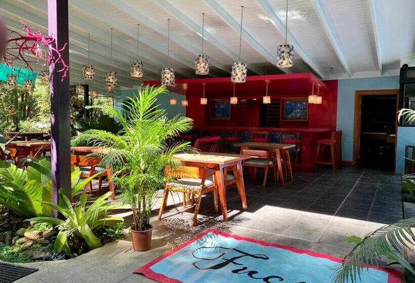 ホテル Chirripo Art