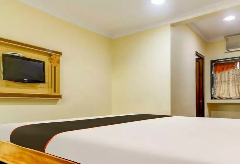 Hôtel Adithya Central