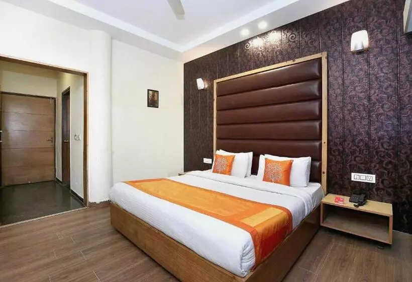 هتل Super Collection O Citi Inn Zirakpur