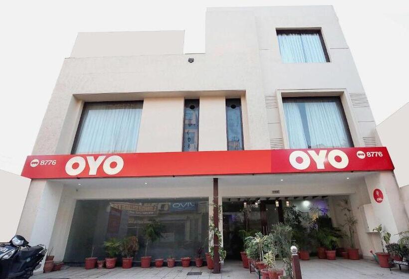 هتل Super Collection O Citi Inn Zirakpur