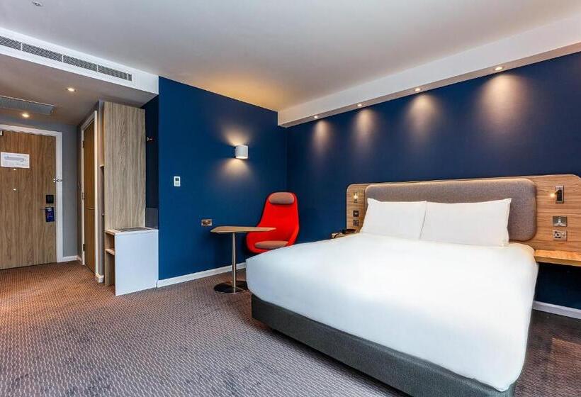 בית מלון כפרי Holiday Inn Express & Suites   Basel   Allschwil, An Ihg