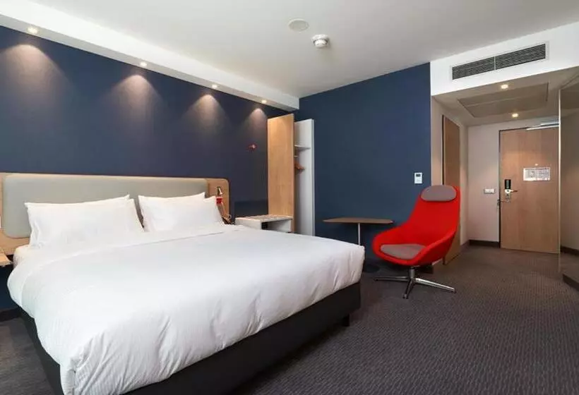 ホテル Holiday Inn Express & Suites   Basel   Allschwil, An Ihg